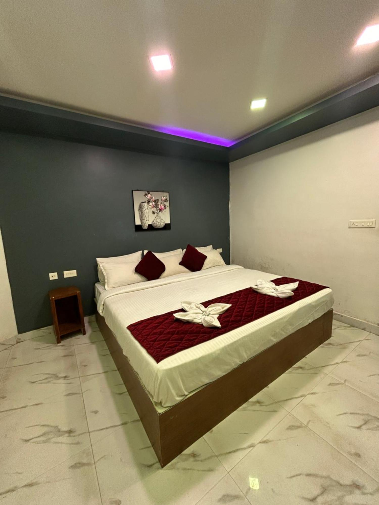 The Elite Beachview Пондичерри Экстерьер фото