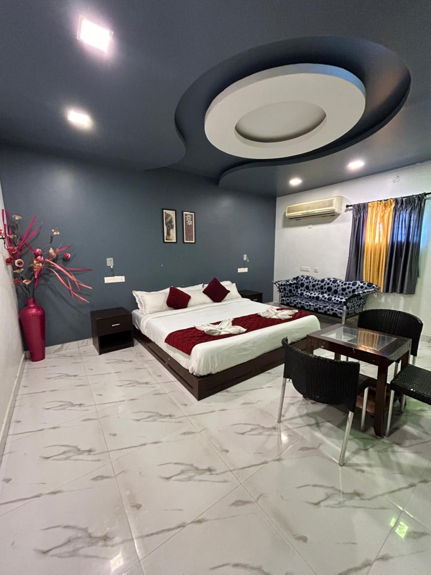 The Elite Beachview Пондичерри Экстерьер фото